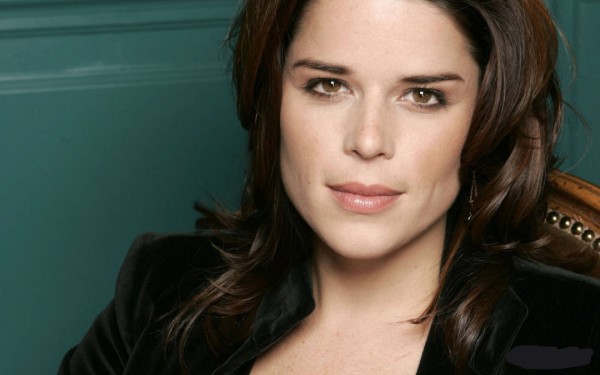 Neve Campbell