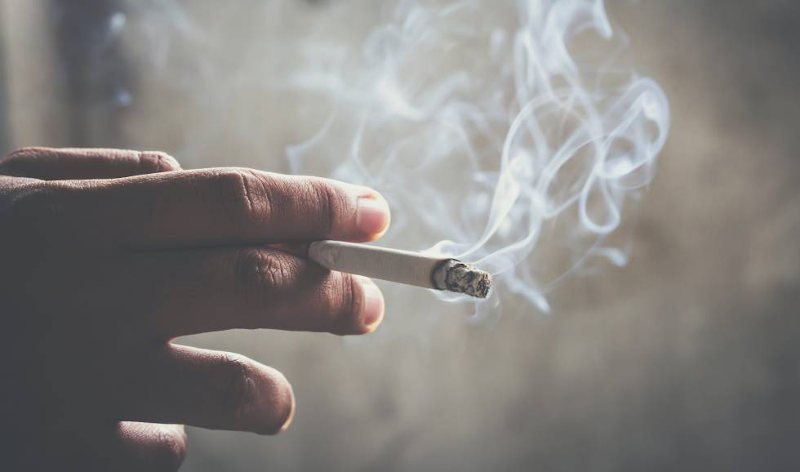 Soñar con tabaco